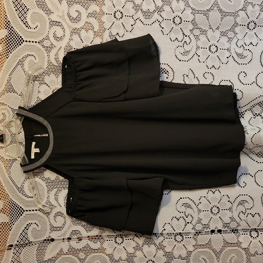 ⭐️ Black Sparkles Cold Shoulder Top